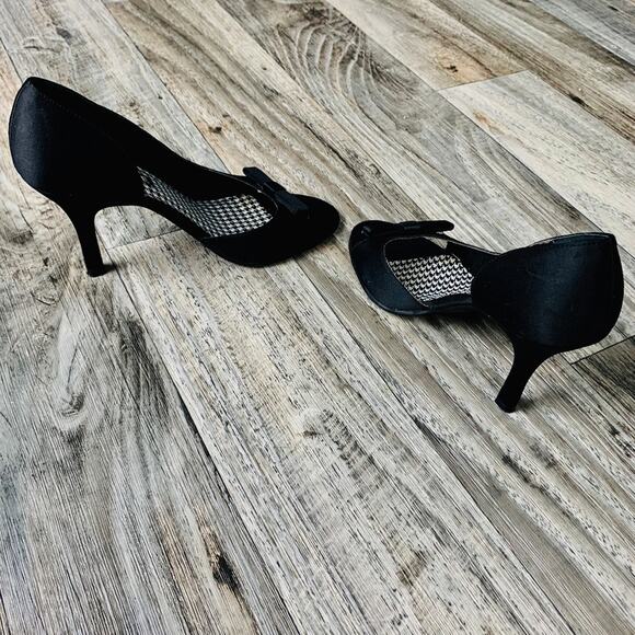 Rampage Jackie O. Black Satin Open Toe Heels - Picture 5 of 8